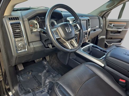 Used 2016 RAM 2500 Laramie w/ Convenience Group image 19