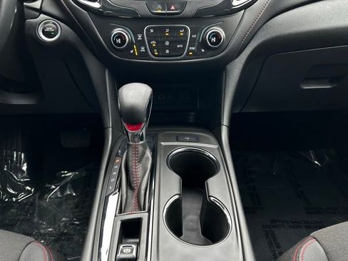Used 2023 Chevrolet Equinox RS image 23