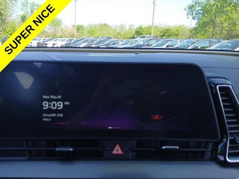 Used 2023 Kia Sportage EX FWD image 21