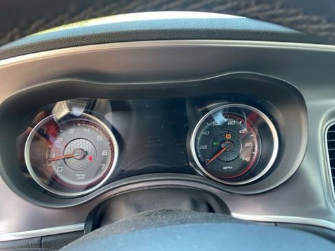 Used 2020 Dodge Charger SXT AWD/4WD image 16