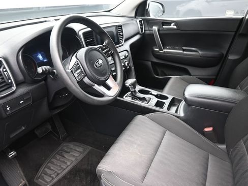 Used 2020 Kia Sportage LX FWD image 18