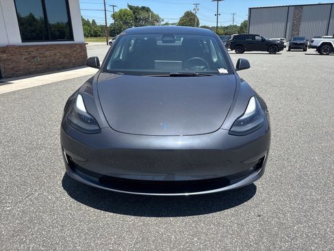 Used 2023 Tesla Model 3 Standard Range RWD image 9