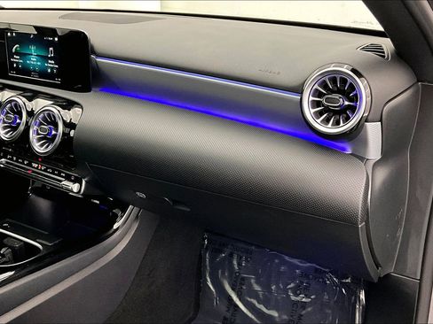 Certified 2022 Mercedes-Benz A 220 image 20