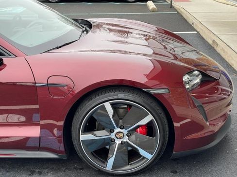 Used 2021 Porsche Taycan 4S image 15