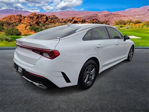 Certified 2023 Kia K5 LXS image 4