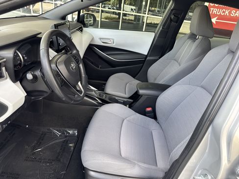 Used 2022 Toyota Corolla SE FWD image 15