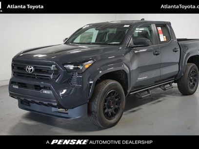 New 2025 Toyota Tacoma SR5