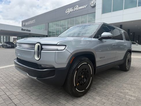 Used 2025 Rivian R1S Adventure AWD/4WD image 11