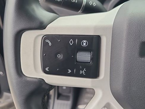 Used 2025 Land Rover Defender 110 S AWD/4WD image 22