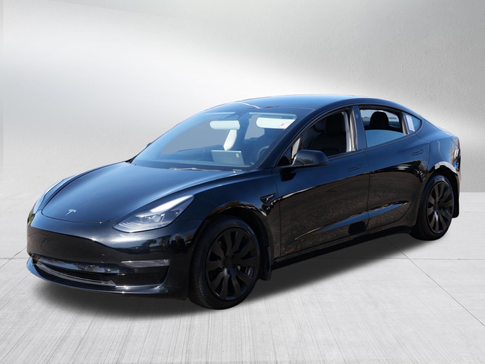 Used 2022 Tesla Model 3 Long Range AWD/4WD image 3