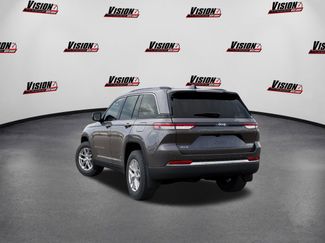 New 2025 Jeep Grand Cherokee Laredo X w/ Luxury Tech Group I AWD/4WD video 3