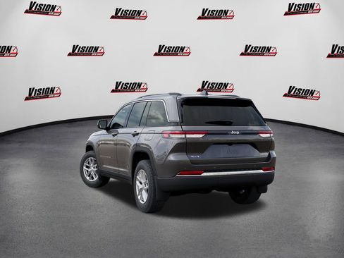 New 2025 Jeep Grand Cherokee Laredo X w/ Luxury Tech Group I AWD/4WD image 3
