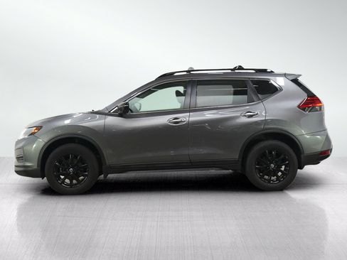 Used 2017 Nissan Rogue SV w/ Midnight Edition Package AWD/4WD image 2