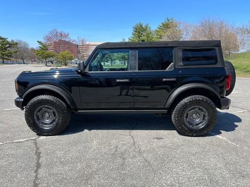 Used 2025 Ford Bronco Big Bend w/ Black Diamond Package AWD/4WD image 6