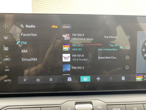 Used 2025 Kia K4 EX FWD image 16