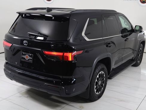 Used 2024 Toyota Sequoia Limited image 61