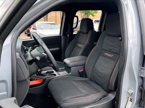 Certified 2023 Nissan Frontier Pro-X w/ Technology Package RWD image 8