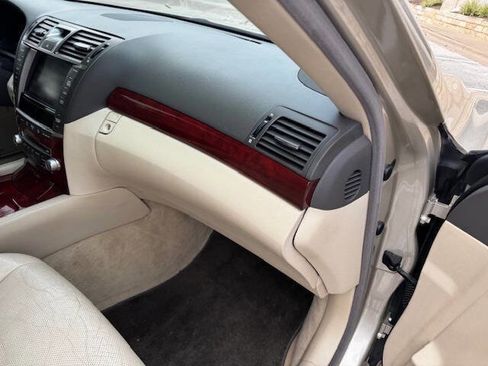 Used 2012 Lexus LS 460 image 28