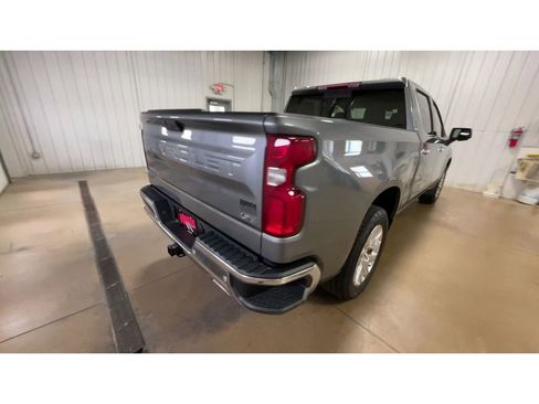 Used 2022 Chevrolet Silverado 1500 LTZ image 8