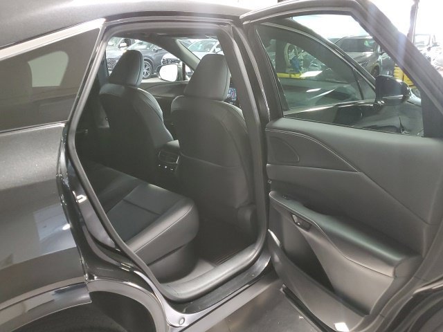 Used 2025 Lexus RX 350 Premium w/ Accessory Package AWD/4WD image 24