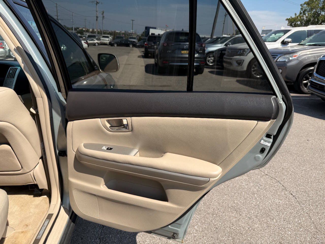 Used 2006 Lexus RX 400h AWD image 28