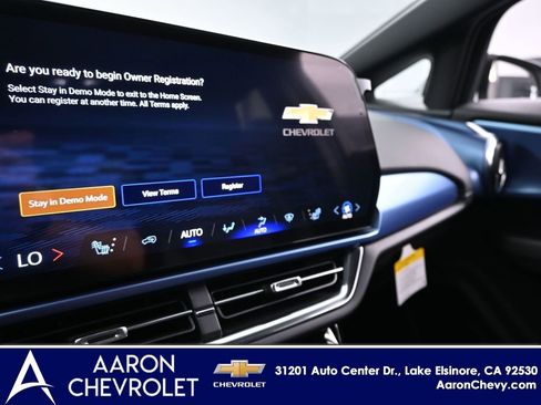 New 2026 Chevrolet Equinox EV LT image 9