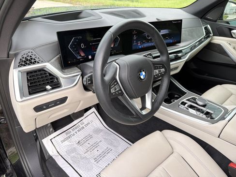 Used 2024 BMW X5 xDrive40i w/ Premium Package AWD/4WD image 23