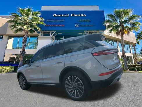 Used 2023 Lincoln Corsair Reserve image 7