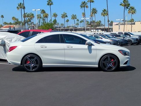 Used 2016 Mercedes-Benz CLA 250 4MATIC image 4