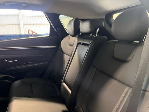 Used 2023 Hyundai Tucson SEL w/ Convenience Package image 18
