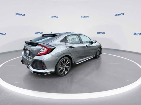 Used 2018 Honda Civic Sport image 8