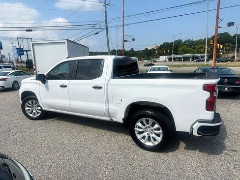 Used 2022 Chevrolet Silverado 1500 Custom RWD image 11