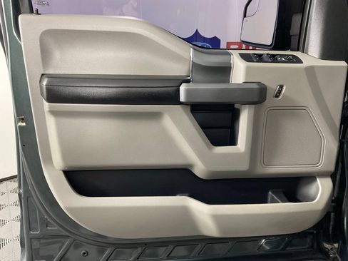 Used 2015 Ford F150 XLT w/ Equipment Group 302A Luxury RWD image 12