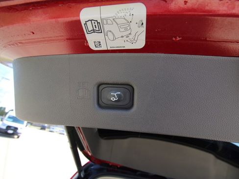 Used 2019 Lincoln Nautilus Reserve image 41