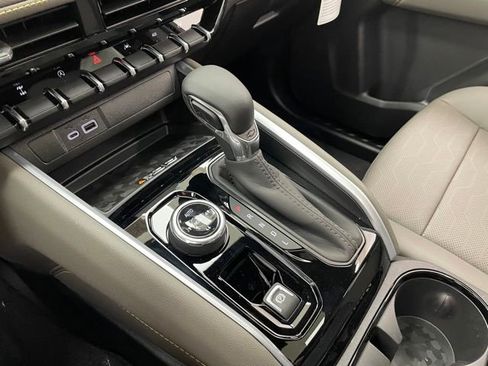 New 2026 Chevrolet Colorado ZR2 AWD/4WD image 7