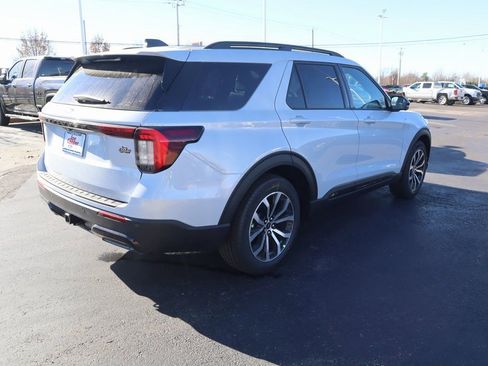 New 2026 Ford Explorer ST-Line image 22