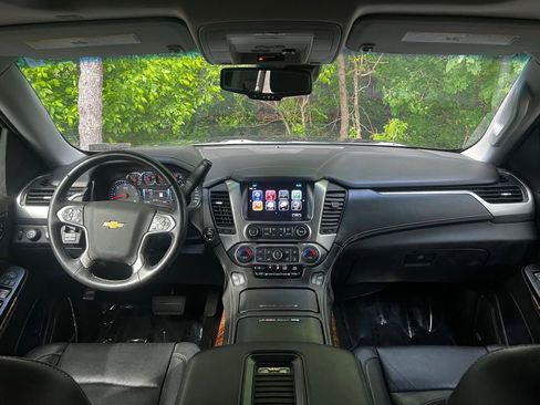 Used 2019 Chevrolet Suburban Premier w/ RST 6.2L Performance Edition AWD/4WD image 12