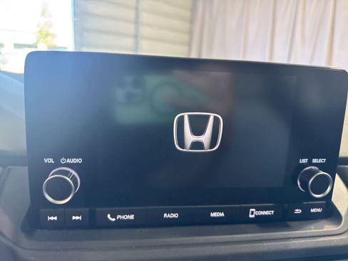 Used 2023 Honda Accord EX image 21