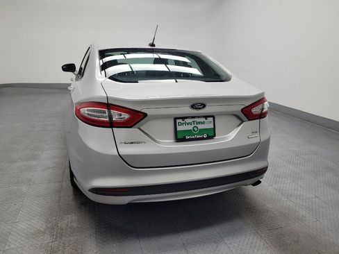 Used 2016 Ford Fusion SE w/ Equipment Group 202A image 6