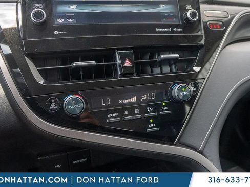 Used 2024 Toyota Camry XSE FWD image 7