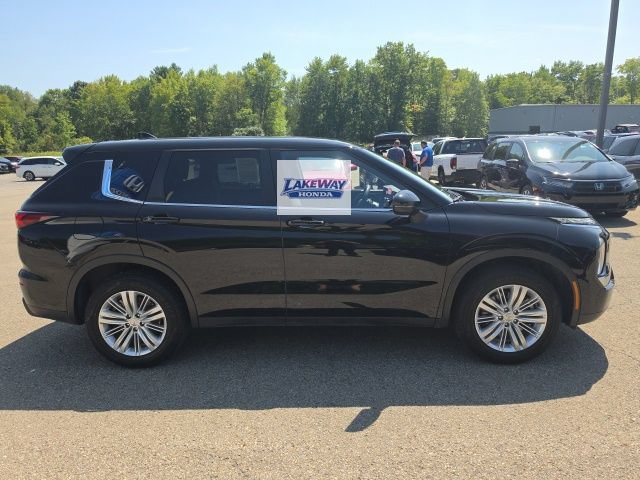 Used 2024 Mitsubishi Outlander ES AWD/4WD image 8