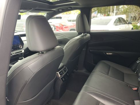 Certified 2024 Lexus RX 350 Premium Plus w/ Convenience Package image 12