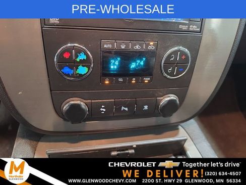 Used 2010 GMC Sierra 1500 SLT w/ All-Terrain Package AWD/4WD image 10