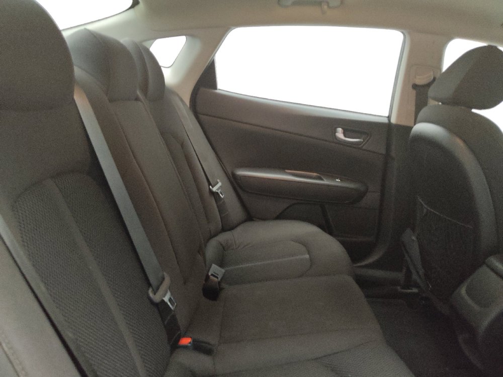 Used 2020 Kia Optima LX FWD image 19