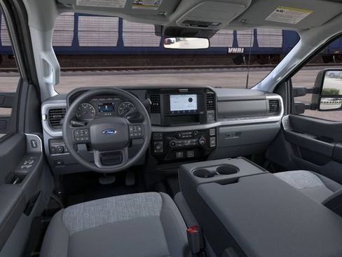 New 2026 Ford F350 XLT AWD/4WD image 9