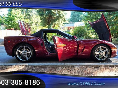 Used 2007 Chevrolet Corvette Convertible w/ Preferred Equipment Group RWD image 31