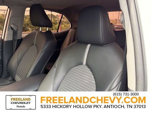 Used 2023 Toyota Camry SE w/ Convenience Package FWD image 30