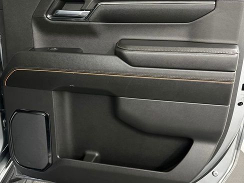 Used 2024 GMC Sierra 1500 AT4 w/ Technology Package image 40