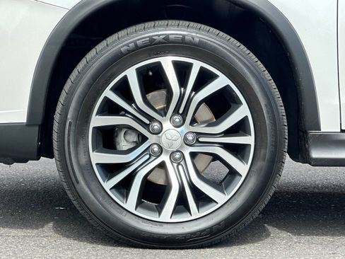 Used 2019 Mitsubishi Outlander Sport ES AWD/4WD image 22