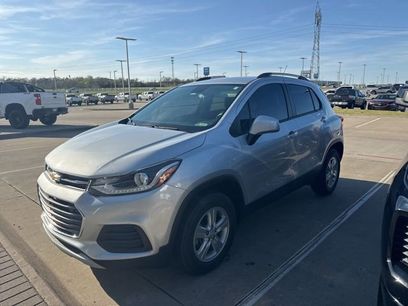 Used 2022 Chevrolet Trax LT w/ Driver Confidence Package